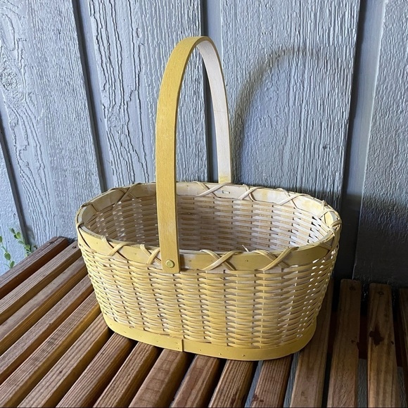 Vintage Yellow Basket Wood Wooden Easter Holiday Baby Shower Newborn Cottagecore - Picture 7 of 11